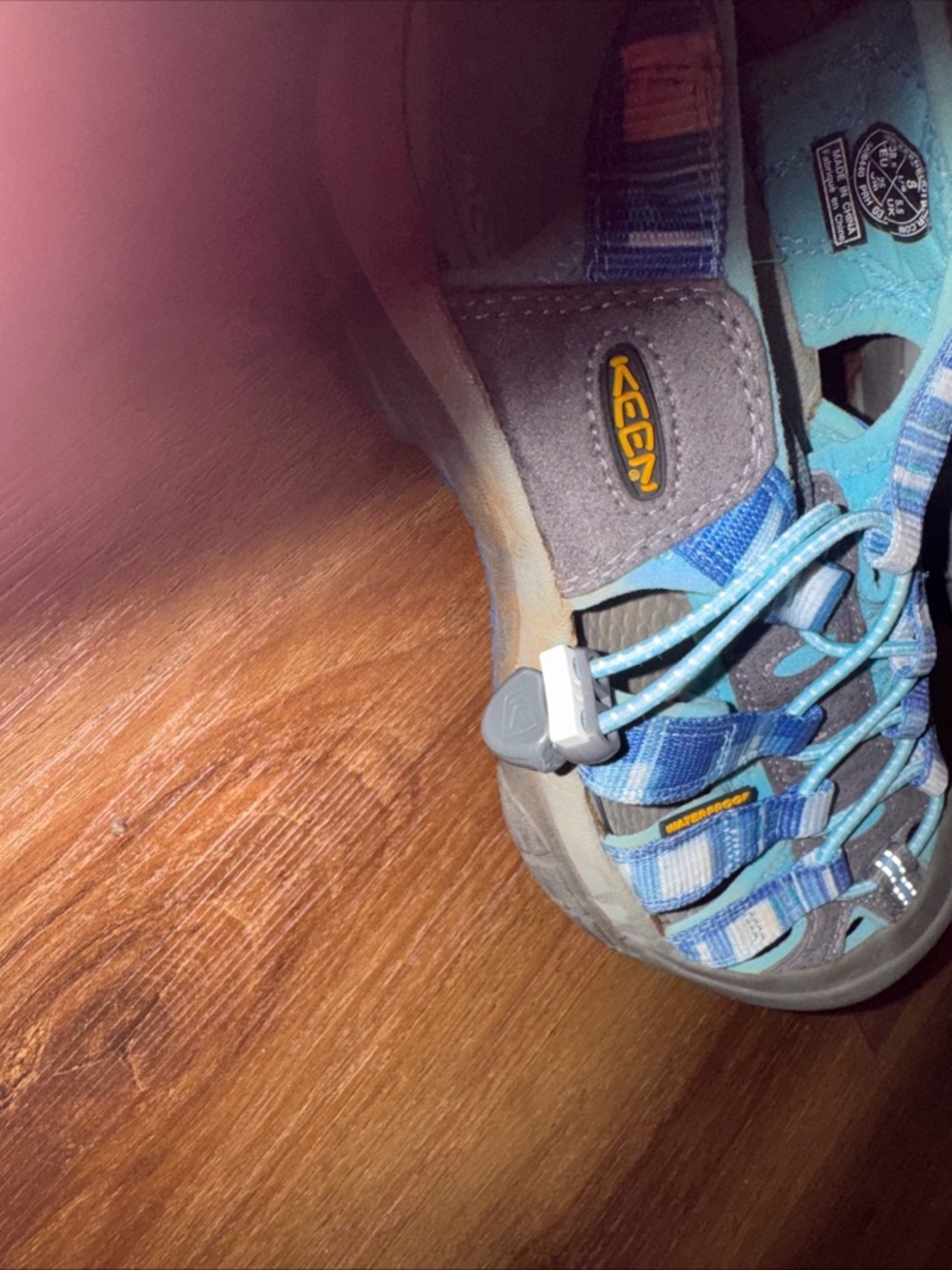 Women’s Keen waterproof sandals 8 turquoise blue - Picture 6 of 8